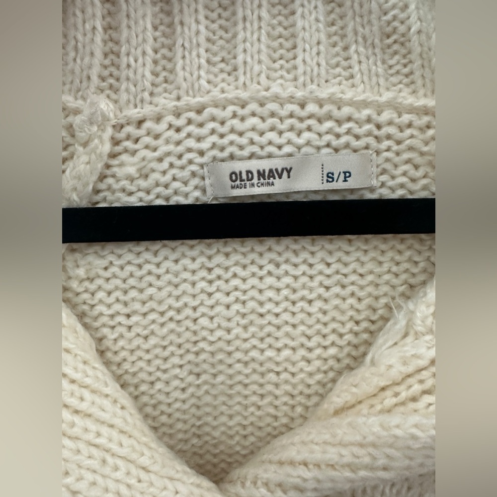Knitted Top - Picture 3 of 3